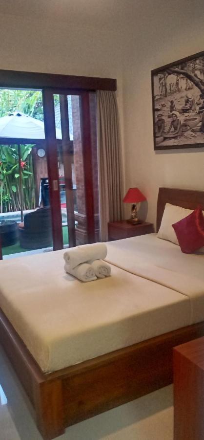 D&D Homestay Pesanggaran Exterior foto