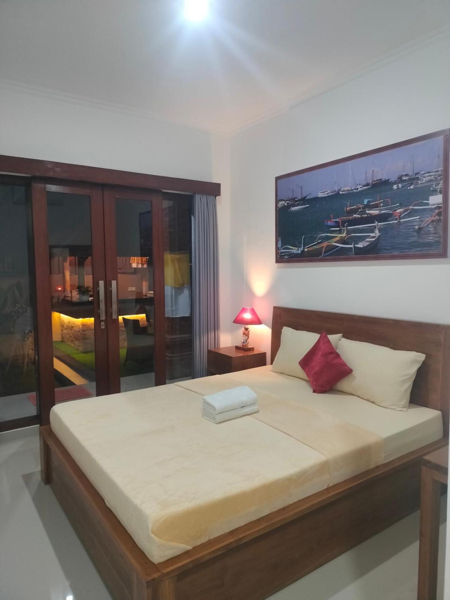D&D Homestay Pesanggaran Exterior foto